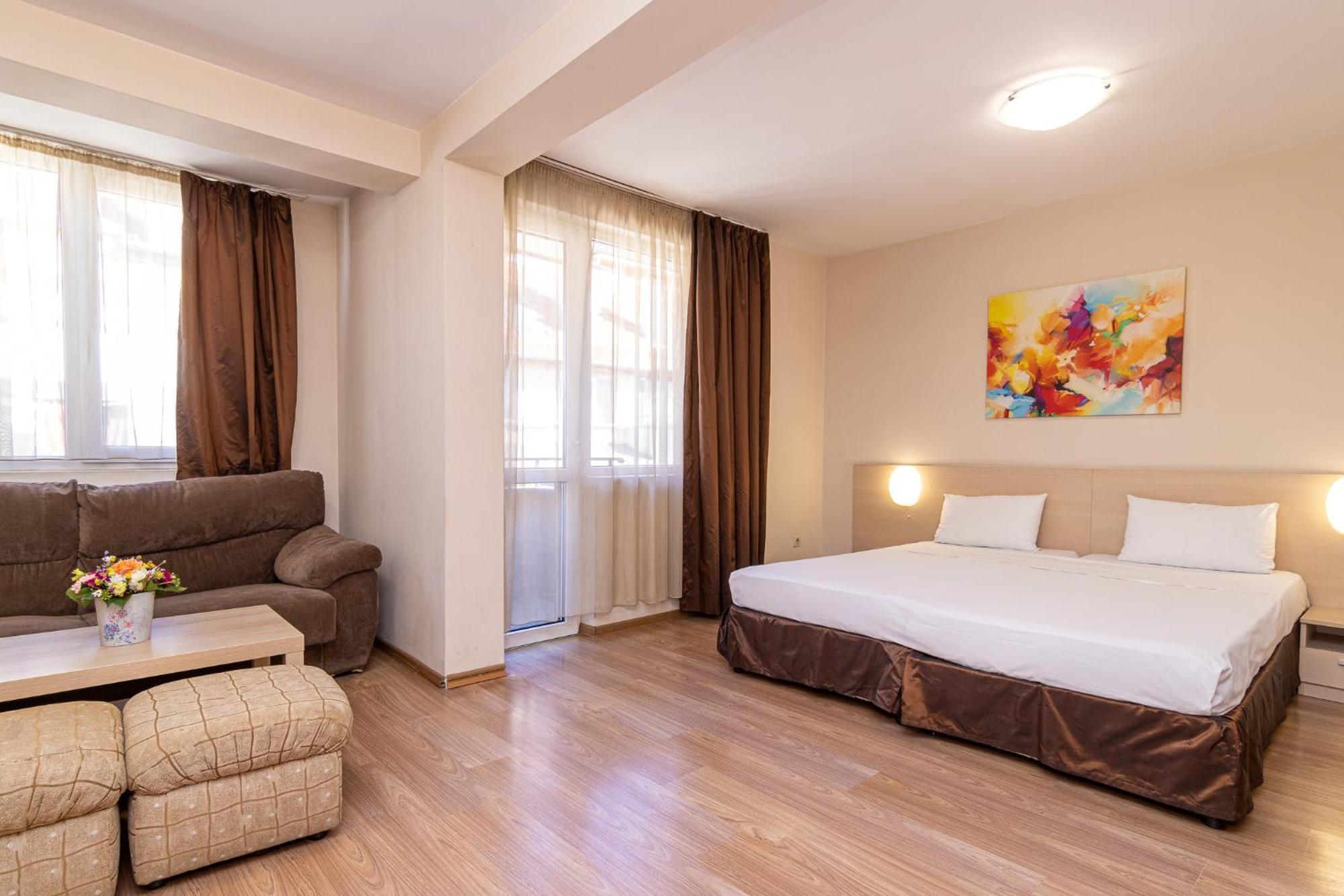 Family Hotel Madrid Sofya Dış mekan fotoğraf