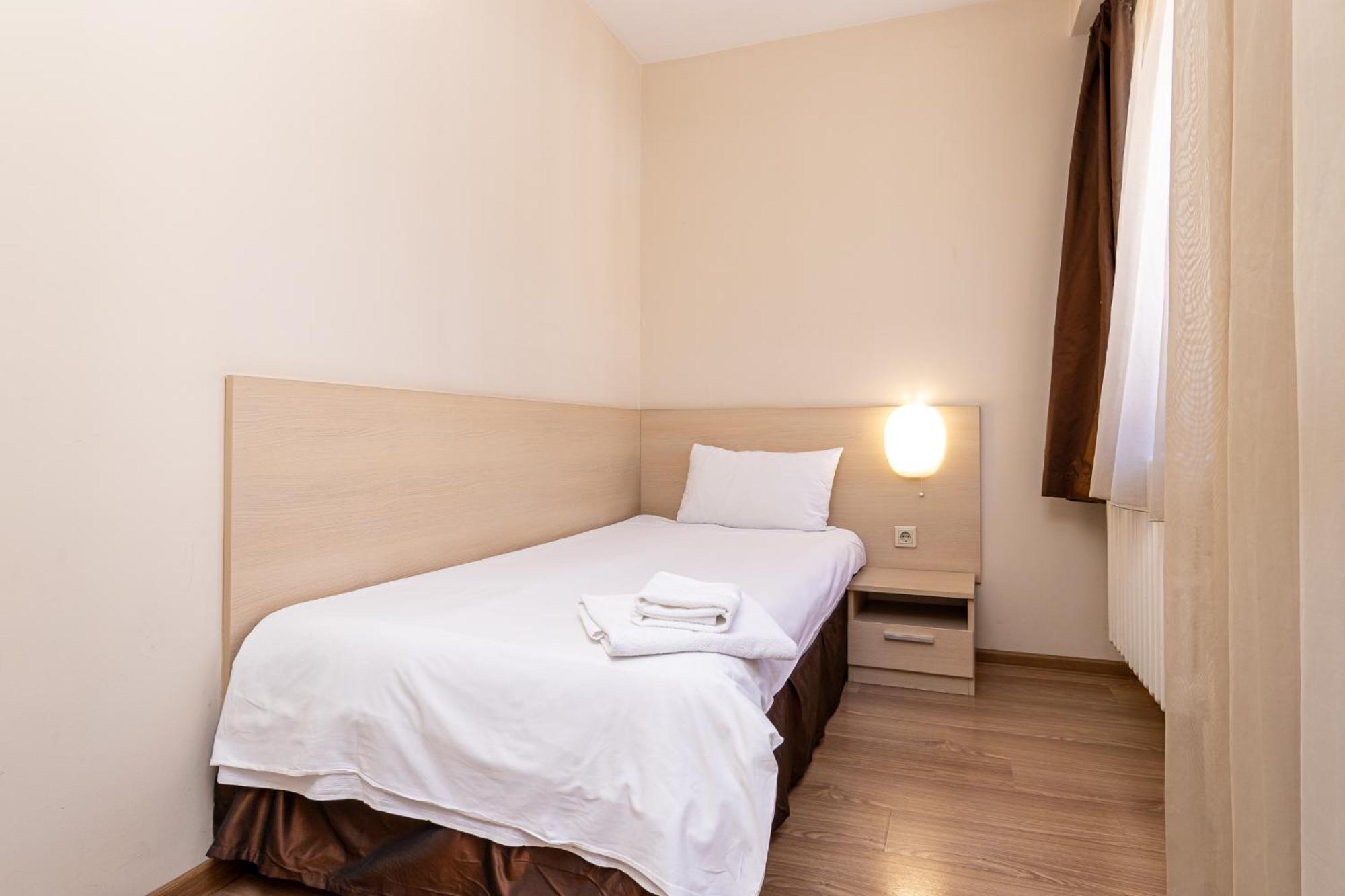 Family Hotel Madrid Sofya Dış mekan fotoğraf
