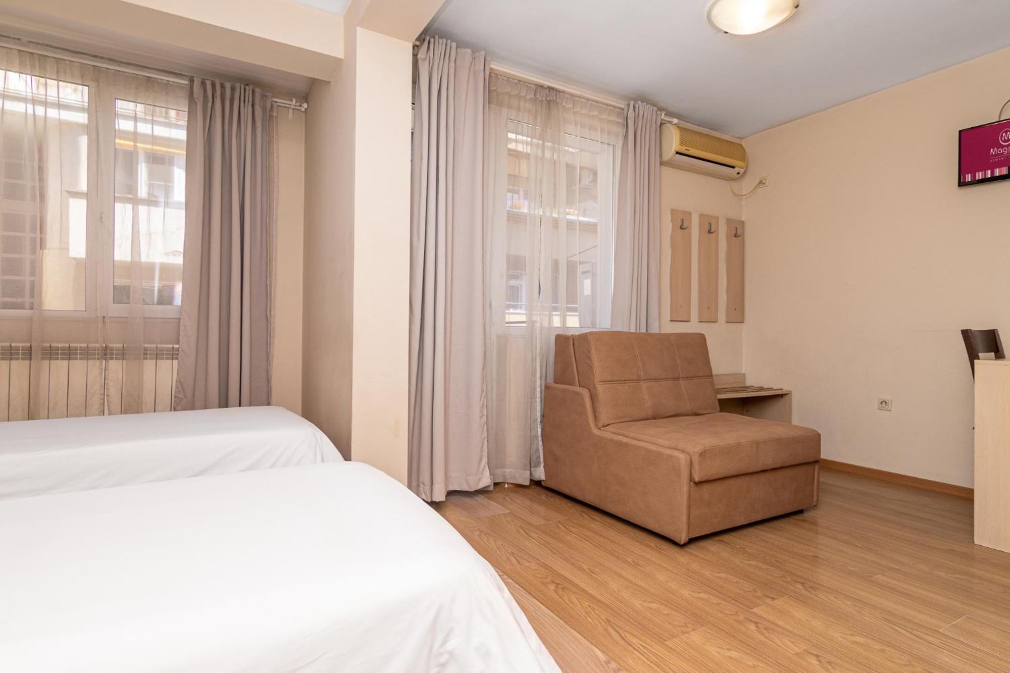 Family Hotel Madrid Sofya Dış mekan fotoğraf