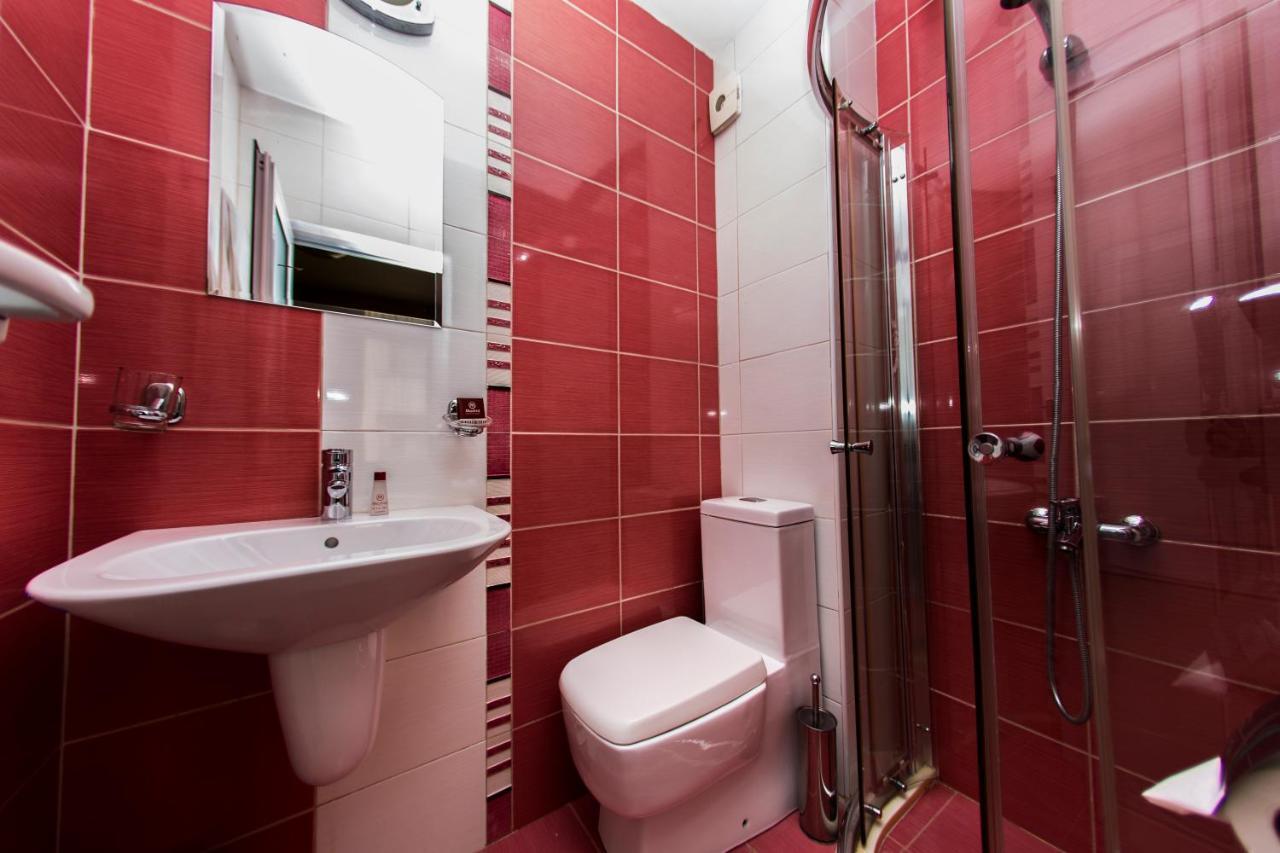 Family Hotel Madrid Sofya Dış mekan fotoğraf