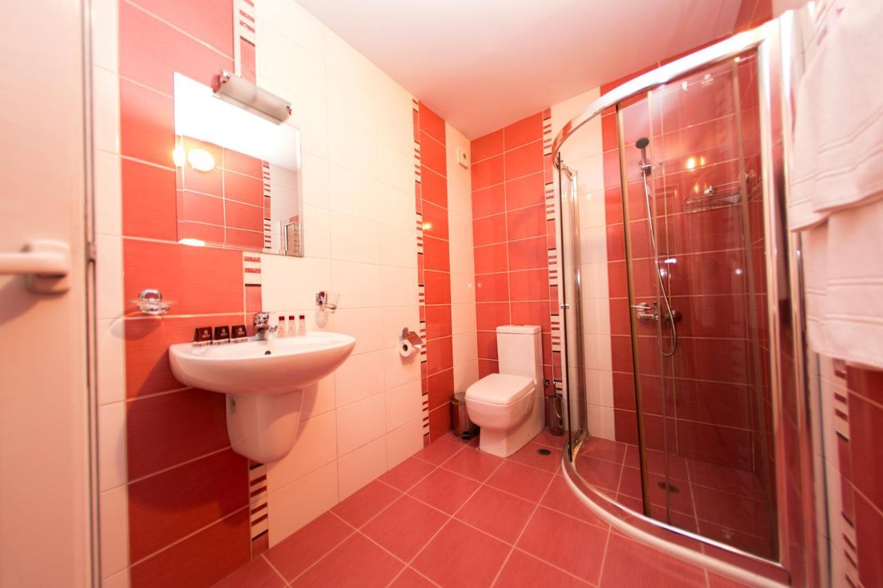 Family Hotel Madrid Sofya Dış mekan fotoğraf