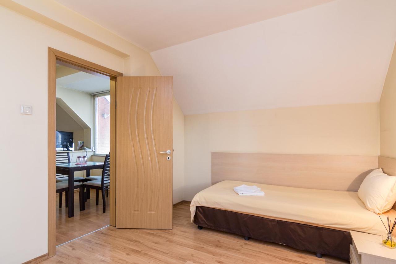 Family Hotel Madrid Sofya Dış mekan fotoğraf